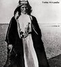 Thomas Edward Lawrence, mais conhecido como Lawrence da Arbia foi um arquelogo, militar, agente secreto, diplomata e escritor britnico. Tornou-se famoso pelo seu papel como oficial britnico de ligao durante a Revolta rabe de 1916-1918 que acabou por desarticular o Imprio Turco Otomano. <br><br/> Palavras-chave: Imprio Turco Otomano, Inglaterra, islamismo, Primeira Guerra Mundial.