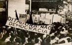 Confronto entre estudantes e a polcia durante a ditadura militar.<br><br/>  Palavras-chave: ditadura militar, movimentos sociais, movimento estudantil, relaes de poder.