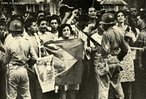 O regime ditatorial implantado no Brasil por meio do golpe civil-militar de abril de 1964, seguido pelos atos institucionais, mergulhou o pas nos chamados Anos de Chumbo. A campanha pela anistia, iniciada em meados dos anos 1970, aglutinou movimentos sociais e associaes civis, destacando-se o Movimento Feminino pela Anistia (MFPA) e o Comit Brasileiro pela Anistia (CBA) que lutaram contra a ditadura e pelo restabelecimento da democracia. Esse combate empreendido por diversos setores da sociedade culminou com a aprovao pelo Congresso da chamada Lei de Anistia (Lei n 6.683, de 28 de agosto de 1979). A lei, no entanto, no significou o fim da luta de vrios setores da sociedade. A forma como se definiu a anistia no Brasil implicou a continuidade da mobilizao e a impossibilidade de esquecimento. O debate permanece nos meios polticos e acadmicos, assim como permanece a batalha pela busca de reparao para familiares dos mortos e desaparecidos, bem como pela abertura dos arquivos militares. <br><br/> Palavras-chave: anistia, censura, democracia, direitos humanos, ditadura civil-militar, movimentos sociais, violncia.