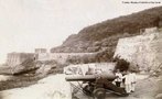 Acervo da srie coleo de fotografias de Juan Gutierrez inclui diversas fotografias sobre a Revolta da Armada, um registro que pode ser compreendido como uma crnica visual da cidade ferida pelos combates dos marinheiros. Fortaleza de So Joo, 1894.  <br><br/> Palavras-chave: relaes de poder, relaes culturais, Rio de Janeiro, violncia.