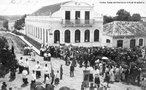 Fotografia do Acervo Julia Wanderley da Fundao Cultural de Curitiba. <br><br/> Palavras-chave: relaes de poder, relaes culturais, Paran, Curitiba, sculo XX.