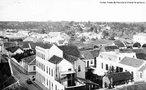 Fotografia do Acervo Julia Wanderley da Fundao Cultural de Curitiba.<br><br/> Palavras-chave: relaes de poder, relaes culturais, Paran, Curitiba, sculo XX.