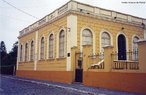 A Santa Casa de Paranaguá é o hospital mais antigo do Paraná. Foi fundada em 1835, com caráter filantrópico. <br></br> Palavras-chave: Hospital, Santa Casa, Paranaguá.