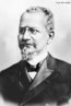 Francisco de Paula Rodrigues Alves foi o ltimo paulista a tomar posse como presidente do Brasil. Foi eleito duas vezes, cumpriu integralmente o primeiro mandato (1902 a 1906), mas faleceu antes de assumir o segundo mandato.<br><br/> Palavras-chave: relaes de poder, poder executivo, governo, repblica, Brasil.